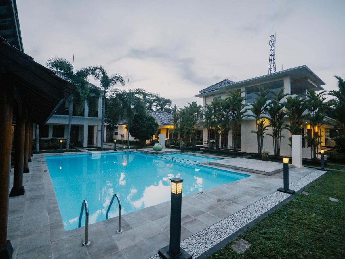 Sunrise Resort Batukaras ภายนอก รูปภาพ