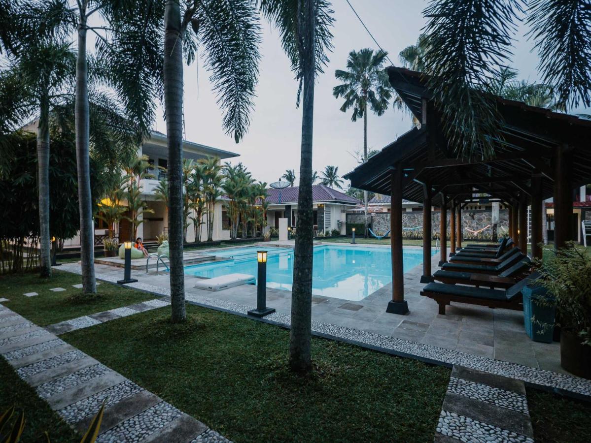 Sunrise Resort Batukaras ภายนอก รูปภาพ