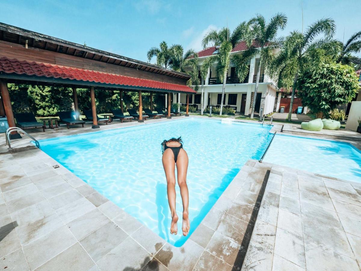 Sunrise Resort Batukaras ภายนอก รูปภาพ