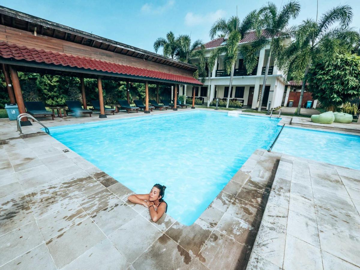 Sunrise Resort Batukaras ภายนอก รูปภาพ