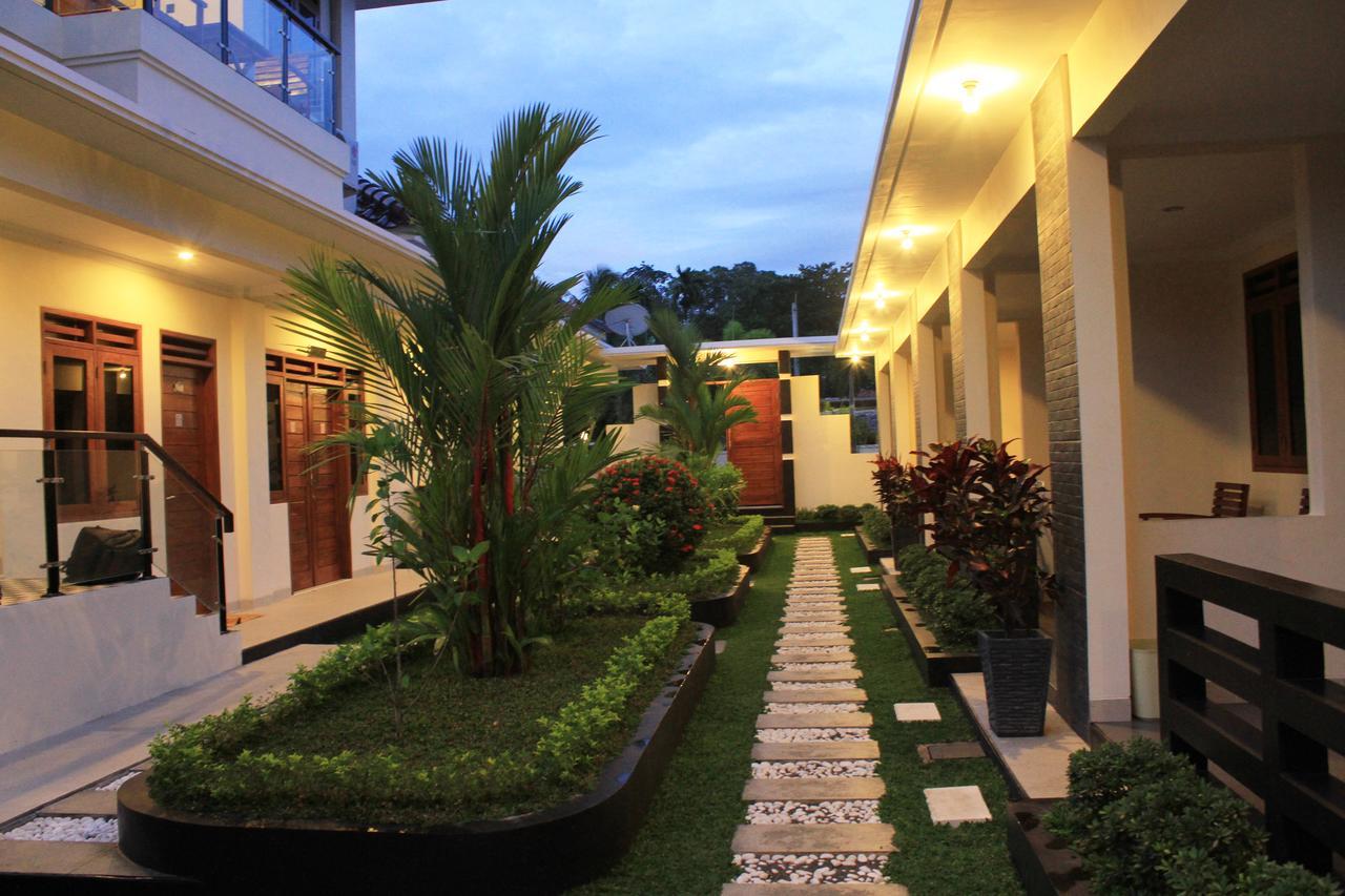 Sunrise Resort Batukaras ภายนอก รูปภาพ